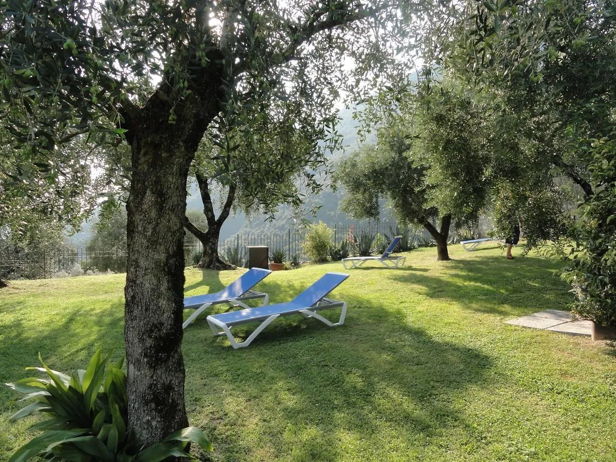 Apartment Loretta In Villa Fiore Toscolano Maderno Italien