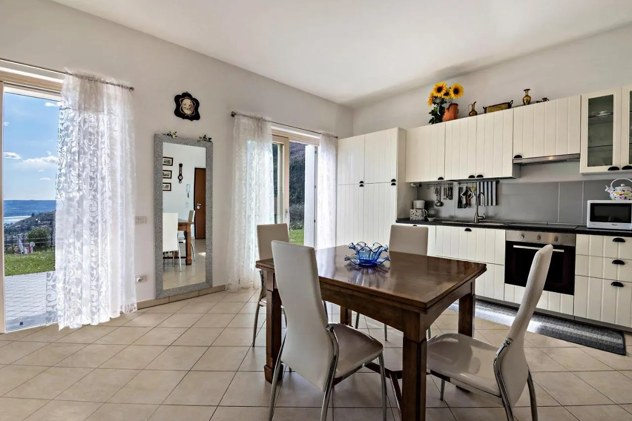Apartment Loretta In Villa Fiore Toscolano Maderno