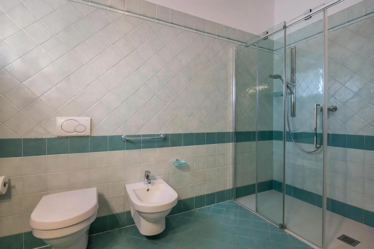 Apartment Loretta In Villa Fiore Toscolano Maderno
